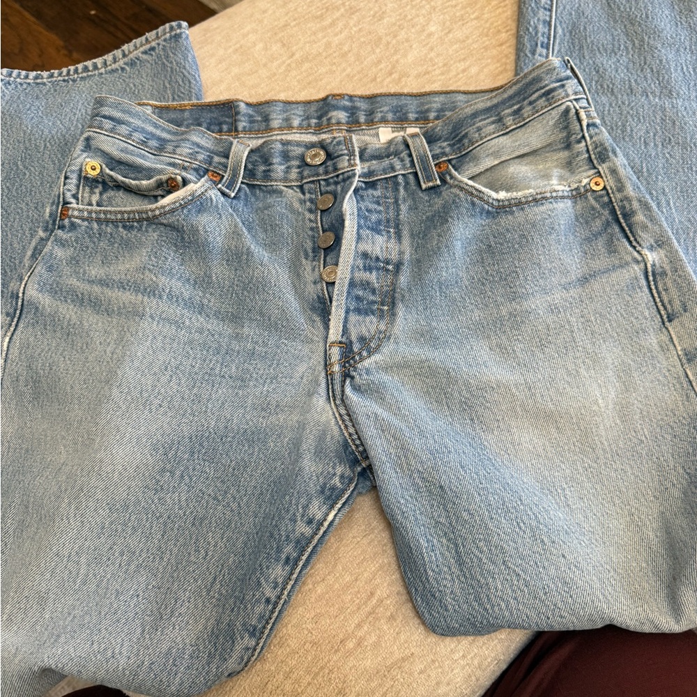 Levi’s 501 straight leg button fly
